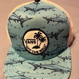 Vans shark snapback